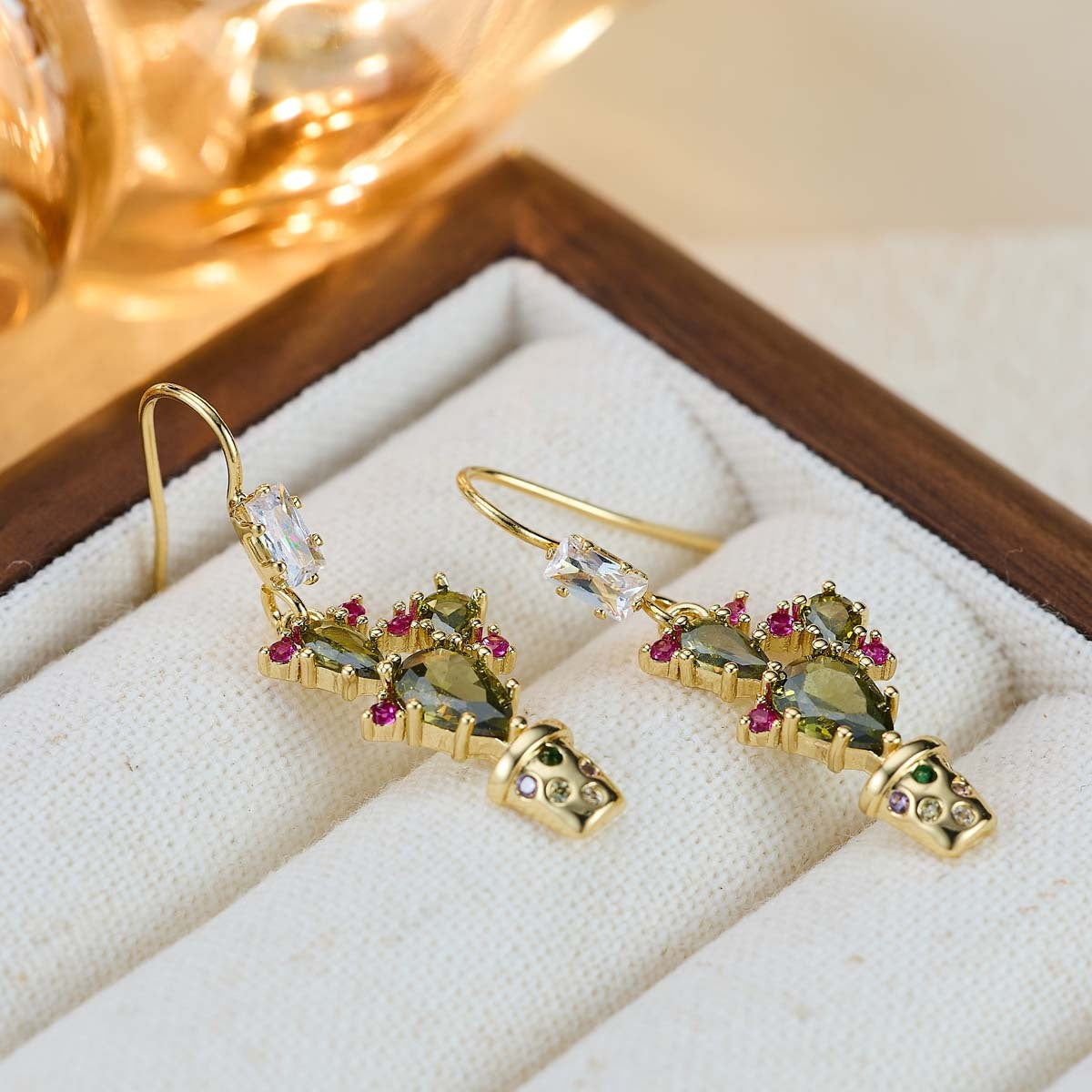 14k Vintage Potted Plant Earrings