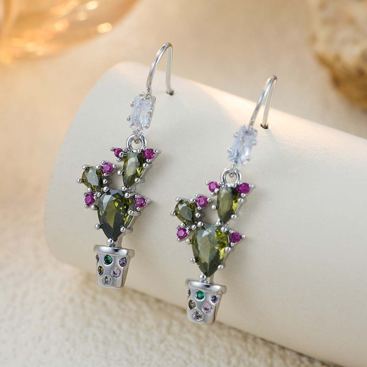 14k Vintage Potted Plant Earrings