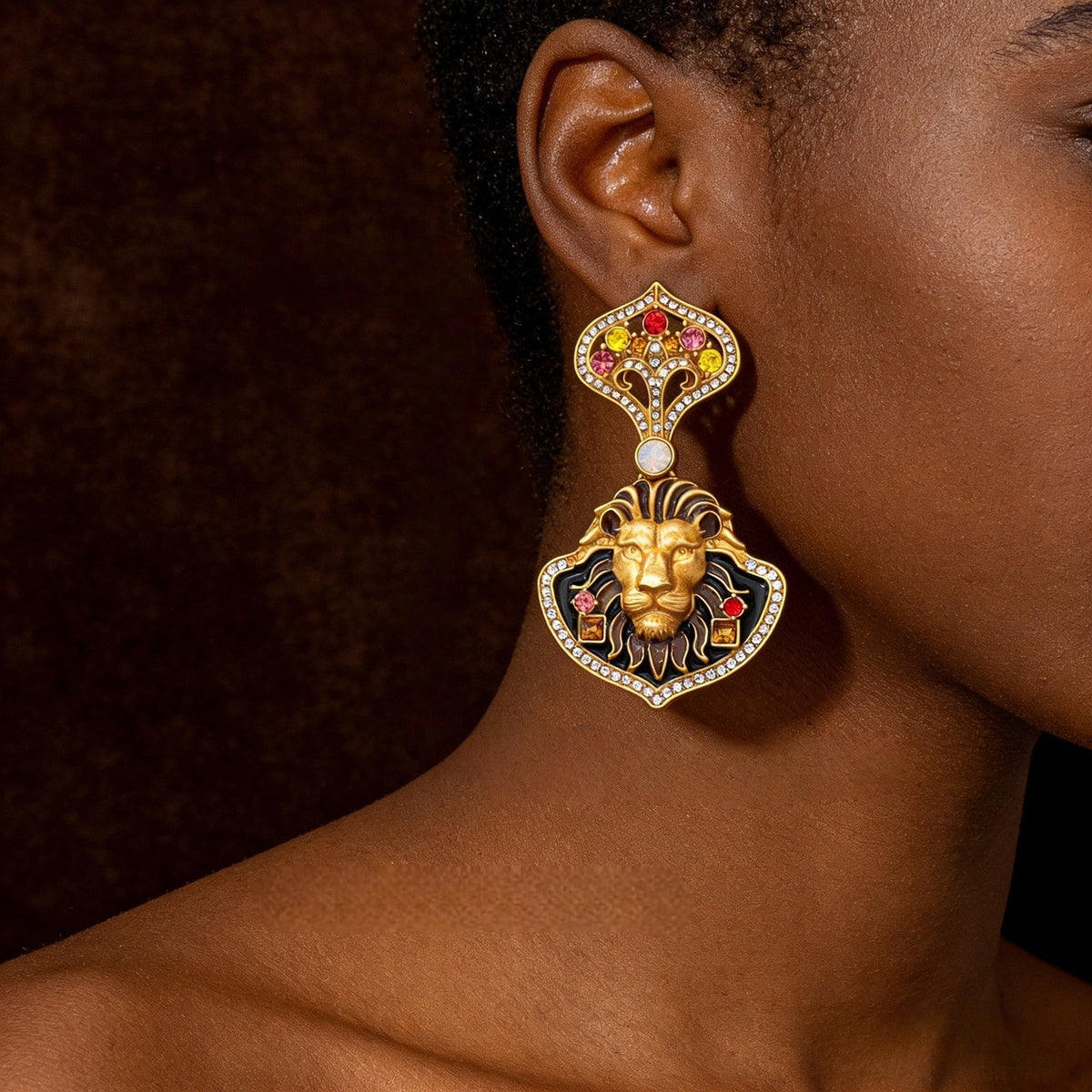 Vintage Regal Lion Head Earrings