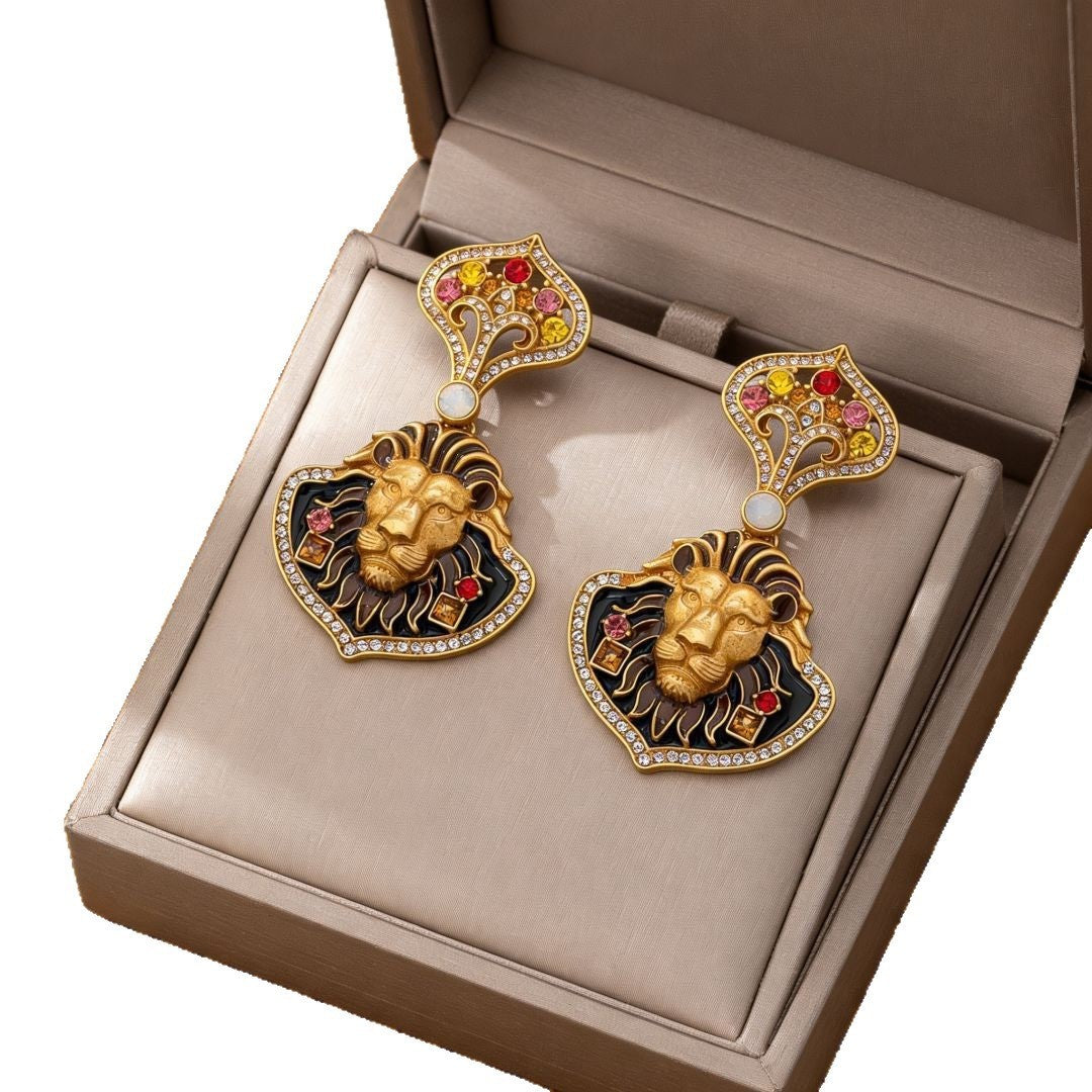 Vintage Regal Lion Head Earrings