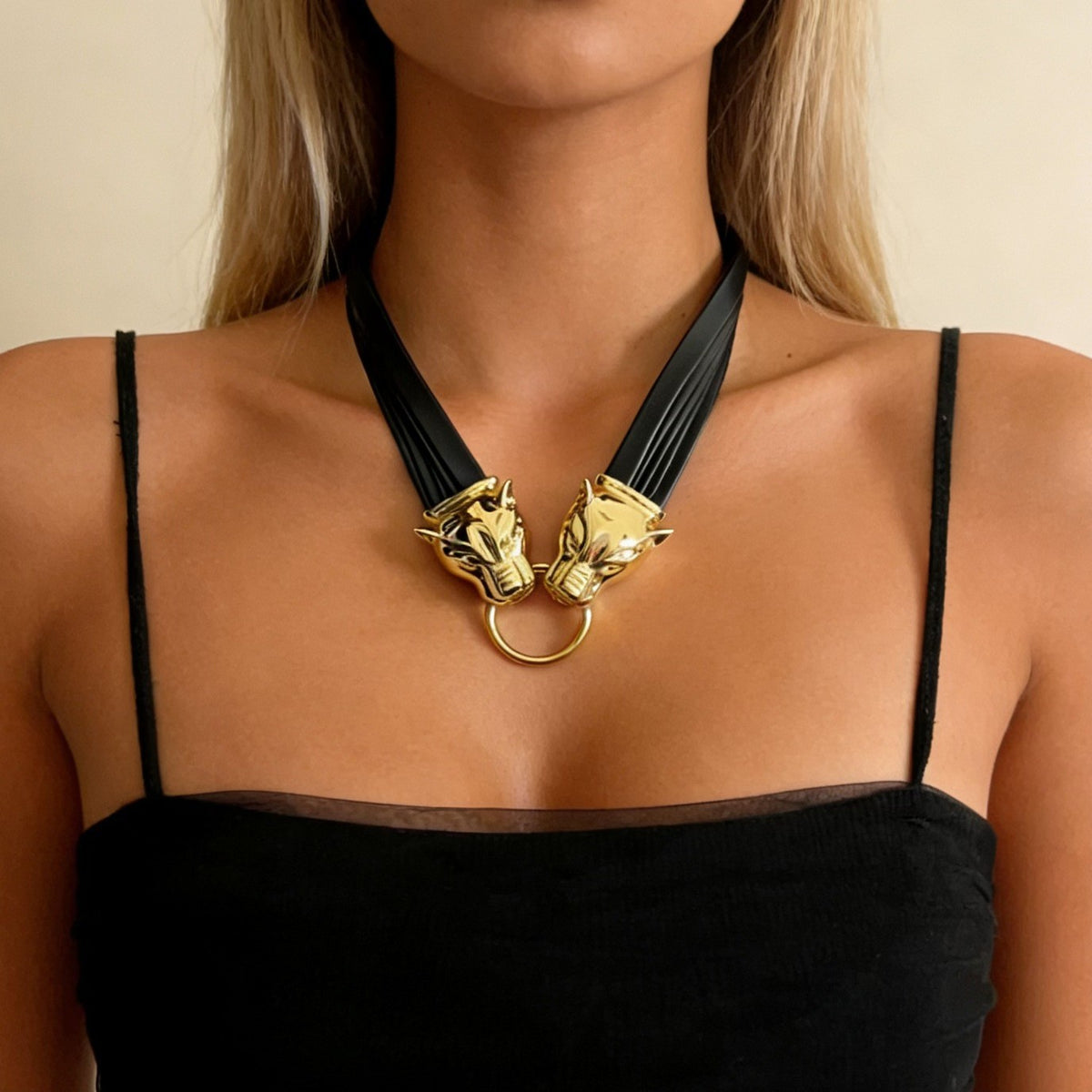 Classy Dual Wolf Head Choker Necklace