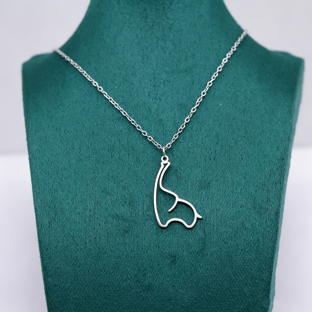 Dainty Giraffe Outline Necklace