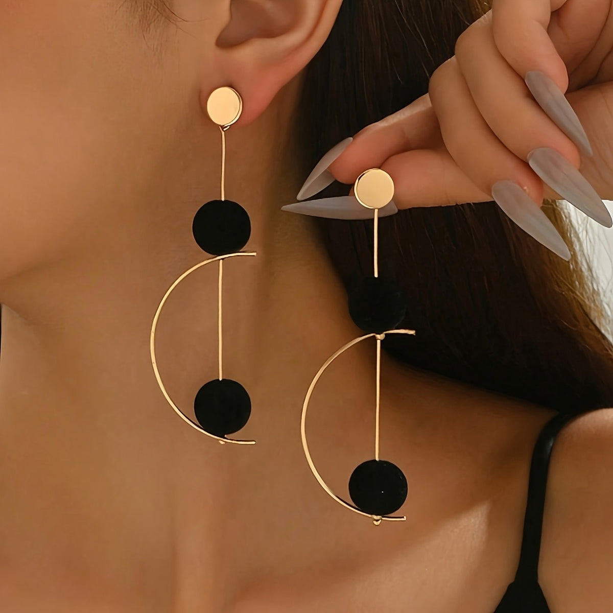 Classy Geometric Black Semicircle Drop Earrings