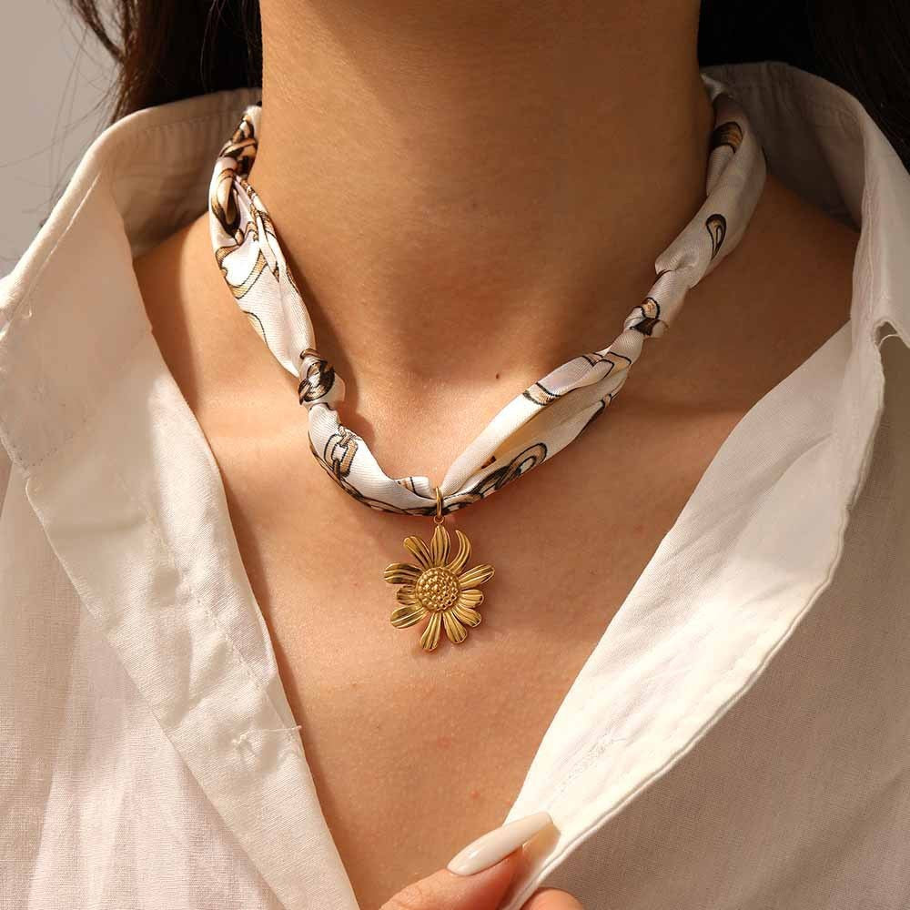 18k Boho Printed Scarf Flower Necklace