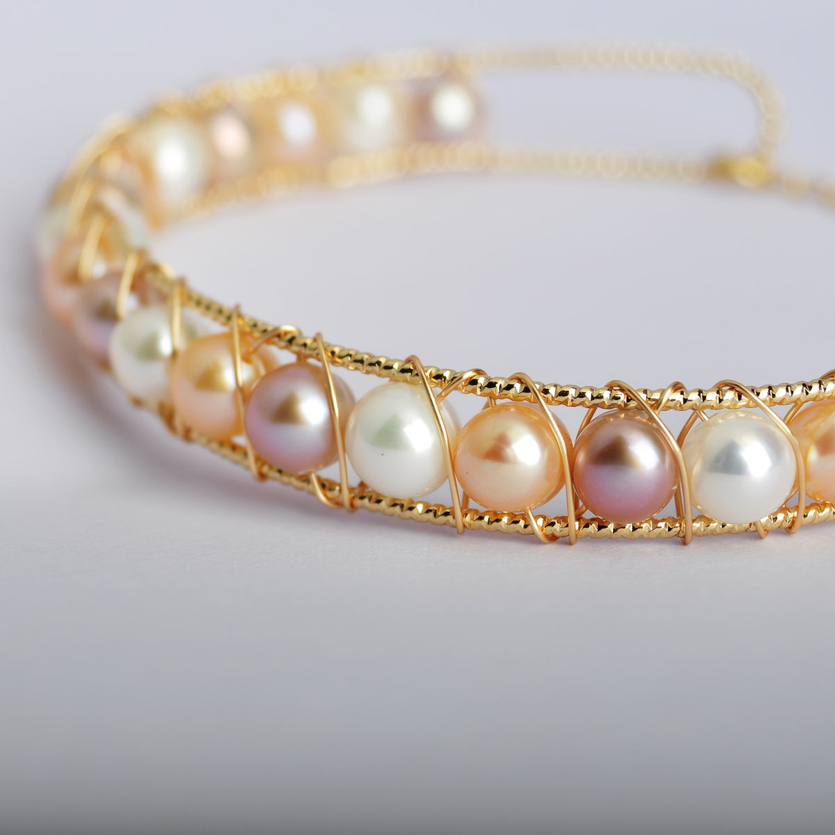 Elegant Multicolor Pearl Bracelet