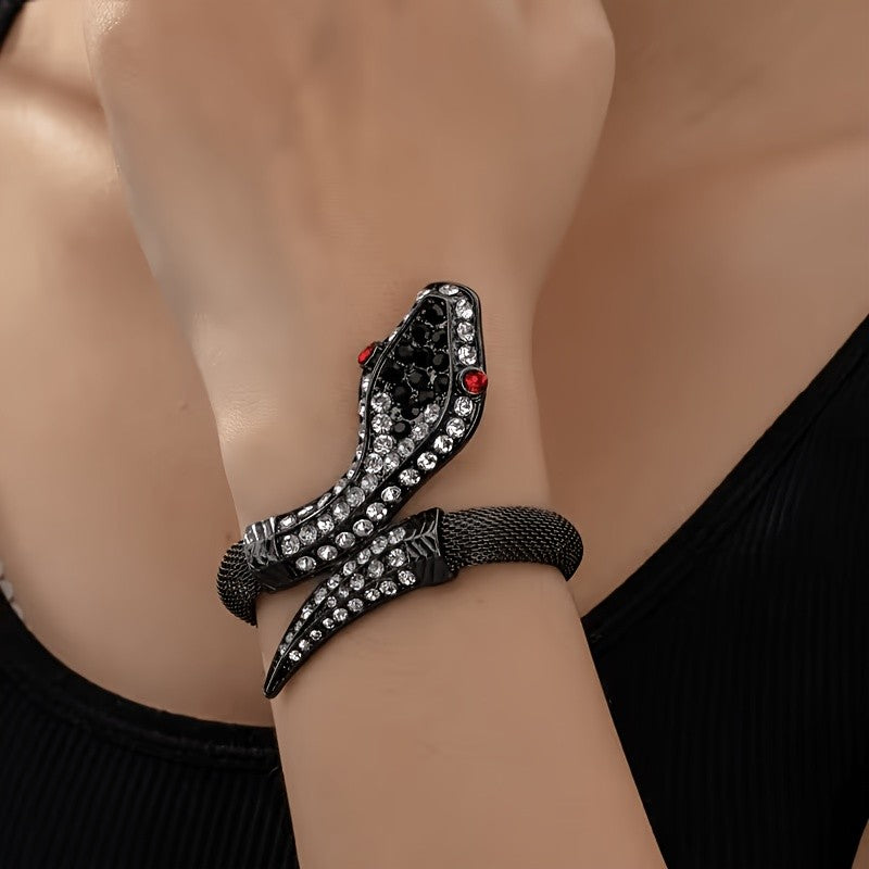 Vintage Serpent Zircon Bracelet