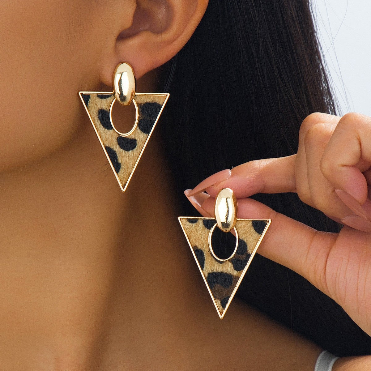 Elegant Leopard Print Heart Earrings
