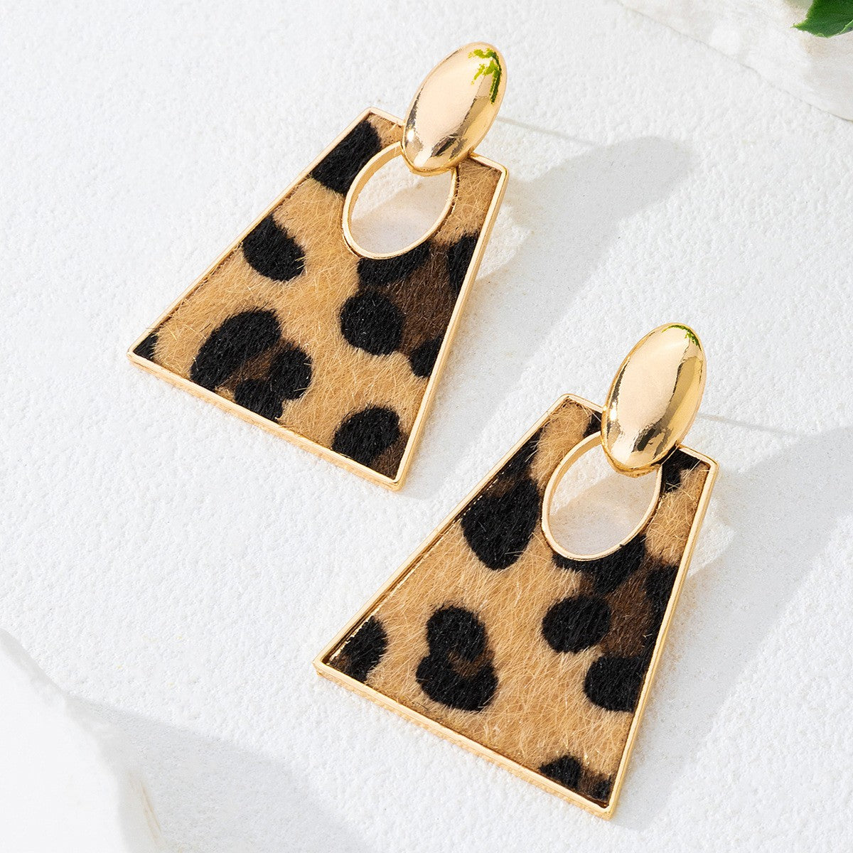 Elegant Leopard Print Heart Earrings