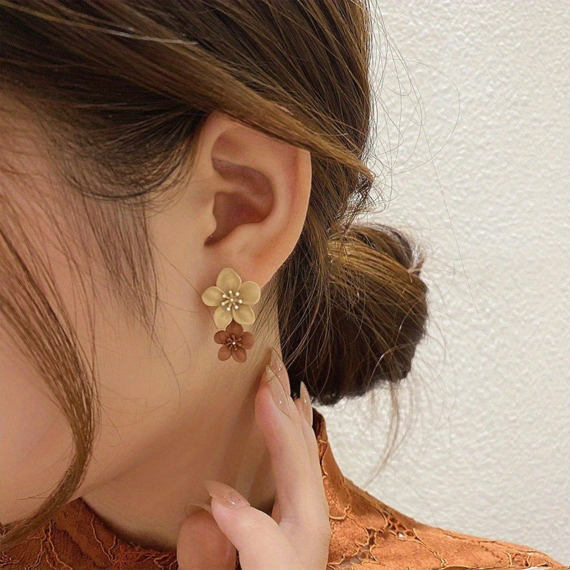 Dainty Two-Tone Floral Drop Earrings