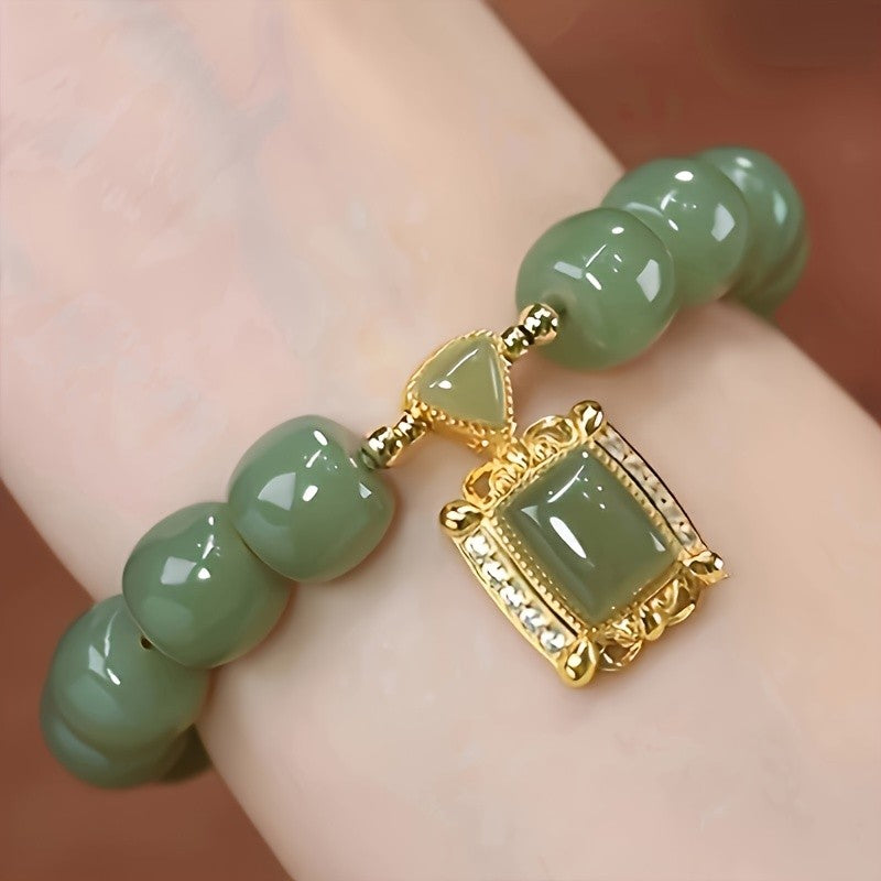 14k Elegant Green Jade Beaded Bracelet