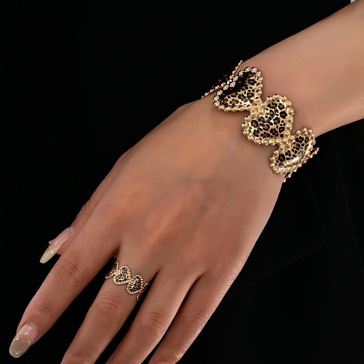 Classy Leopard Print Heart Jewelry Set