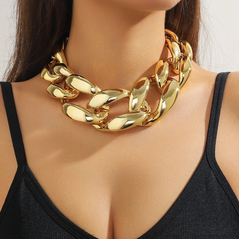 Classy Polished Hollow Oval Link Necklace
