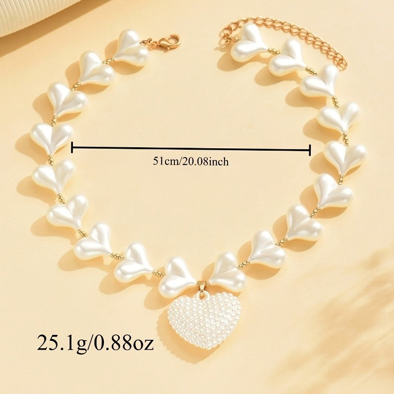 Romantic Faux Pearl Heart Necklace