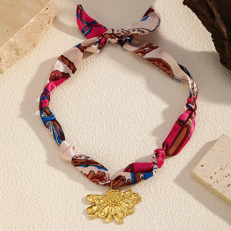 Elegant Jacquard Scarf Sunflower Choker Necklace
