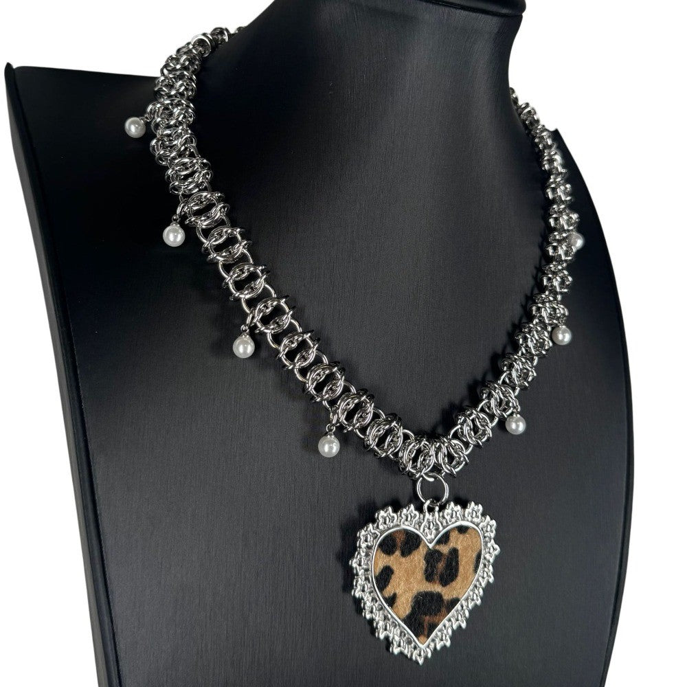 Retro Leopard Print Heart Necklace
