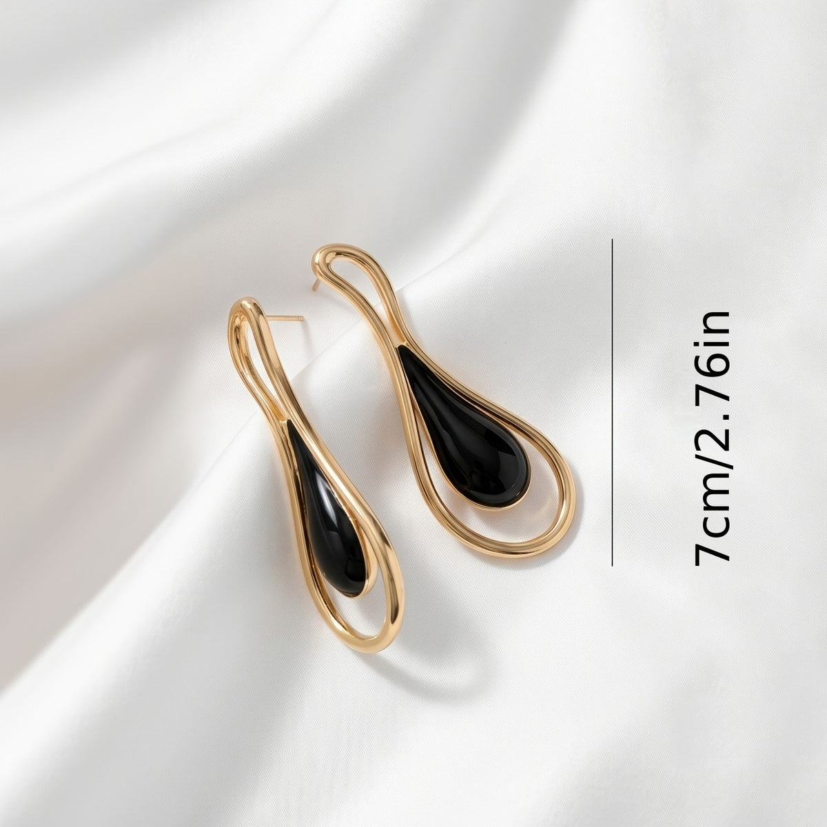 Elegant Green Teardrop Loop Earrings