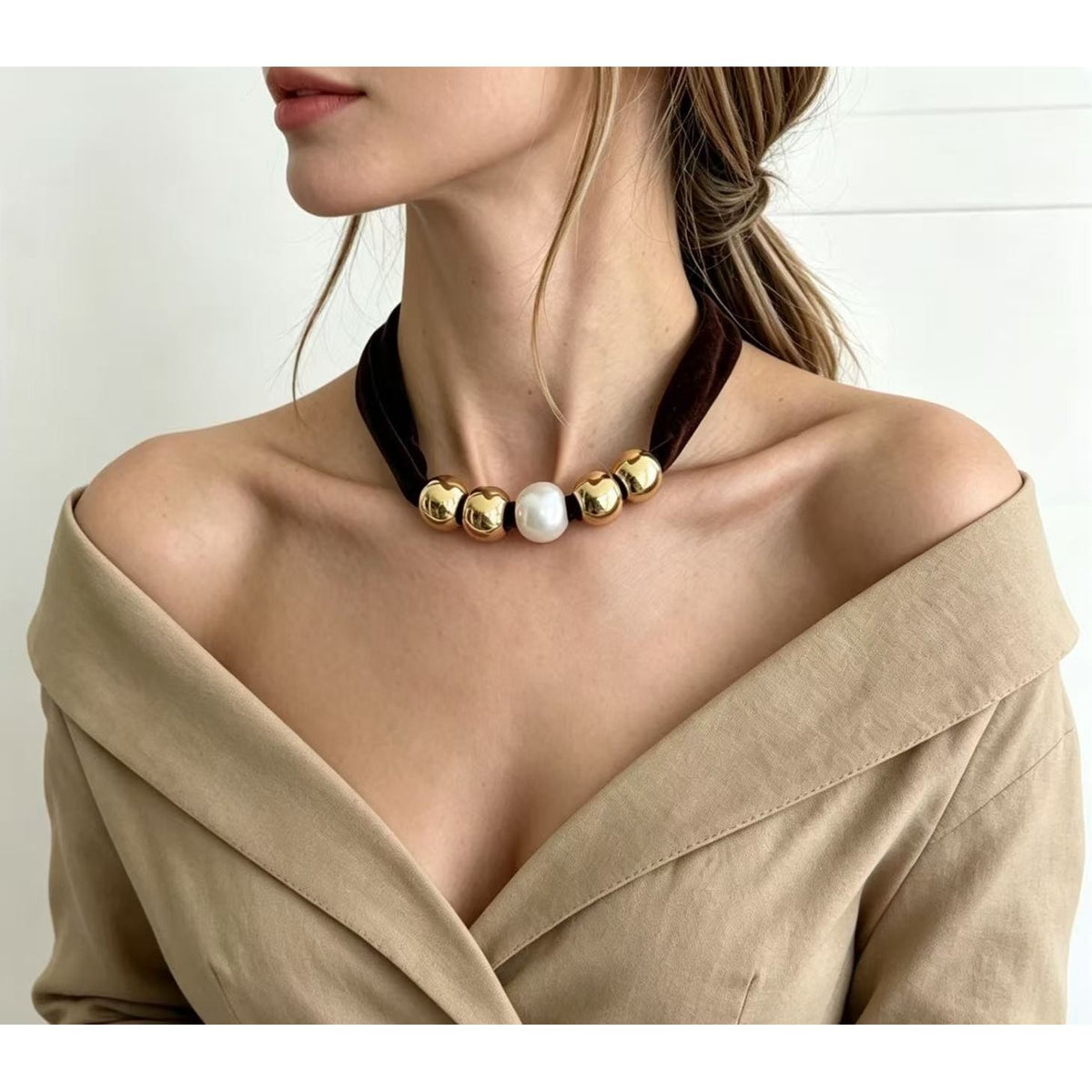 Vintage Leopard Print Pearl Choker Necklace