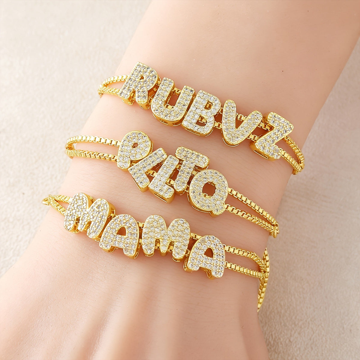 18k Dainty Bubble Initial Bracelet