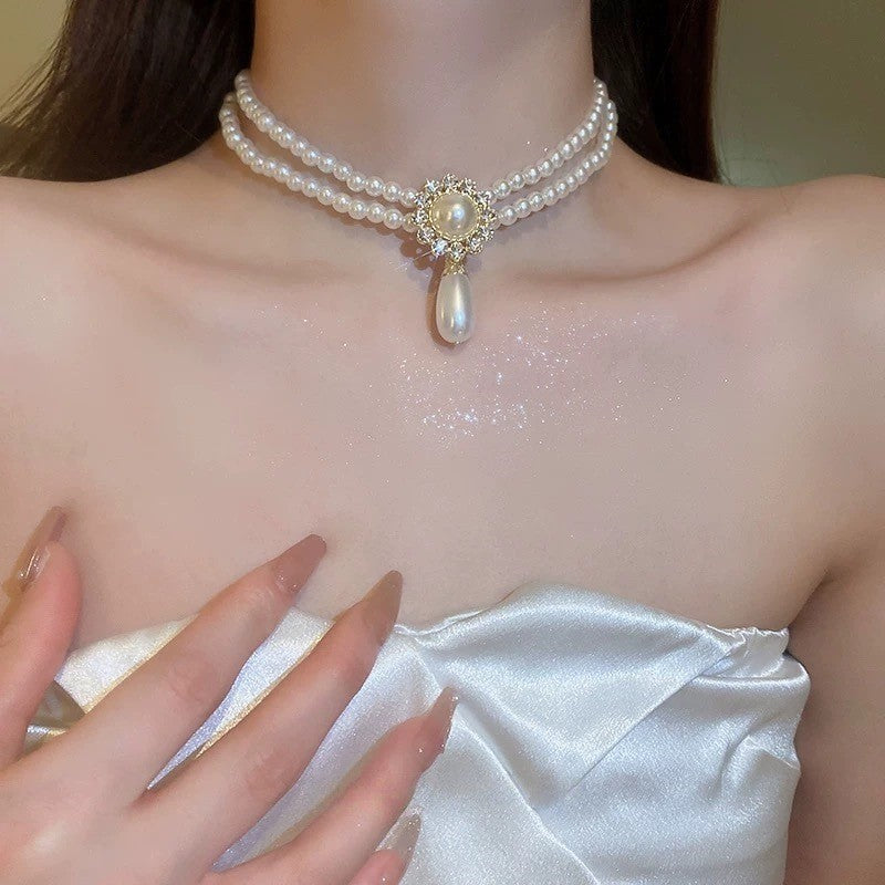 Elegant Vintage Pearl Drop Choker Necklace