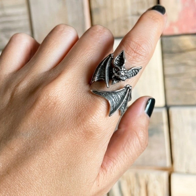 Vintage Gothic Bat Wrap Ring
