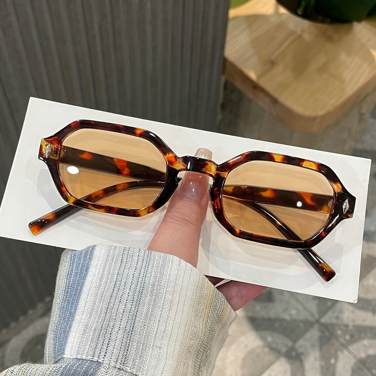 Classy Tortoise Octagon Sunglasses