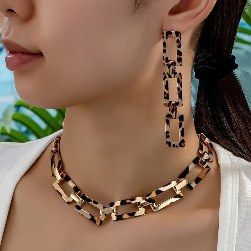Classy Leopard Link Necklace Set