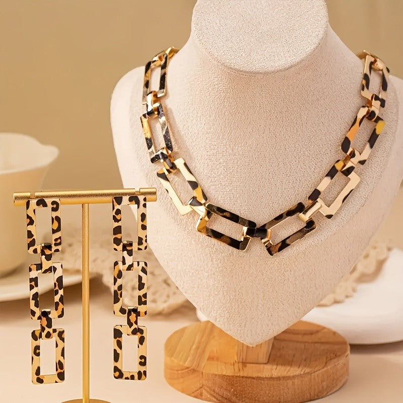 Classy Leopard Link Necklace Set
