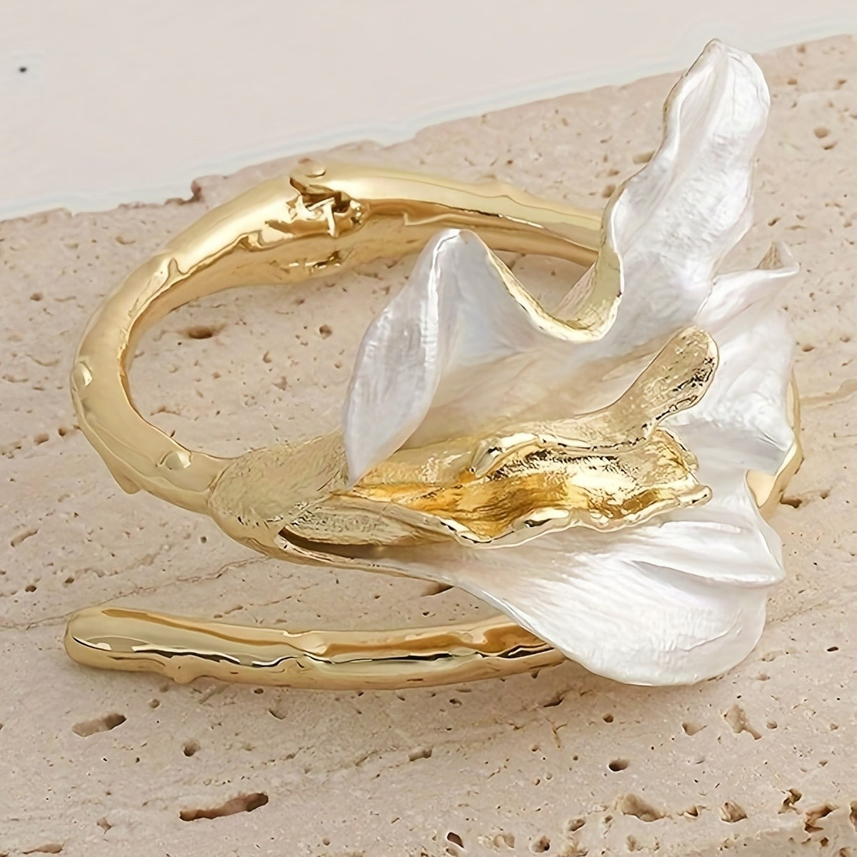 Elegant White Floral Cuff Bracelet