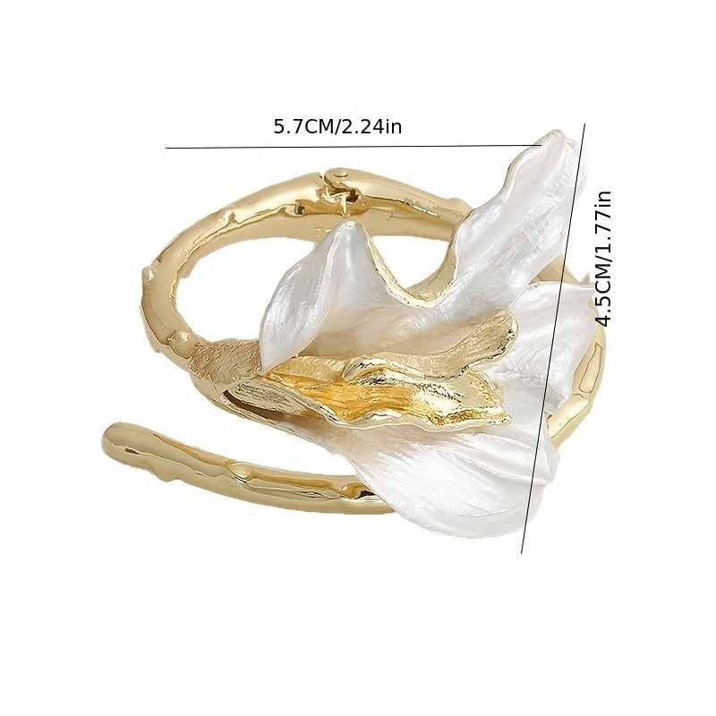 Elegant White Floral Cuff Bracelet