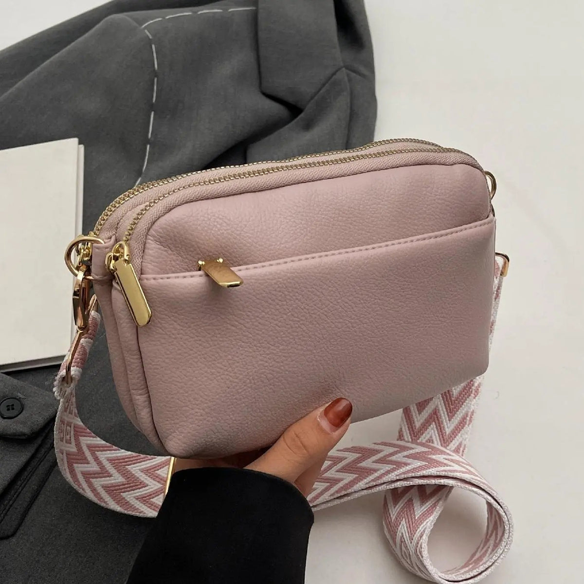Chic Geometric Strap Crossbody Bag