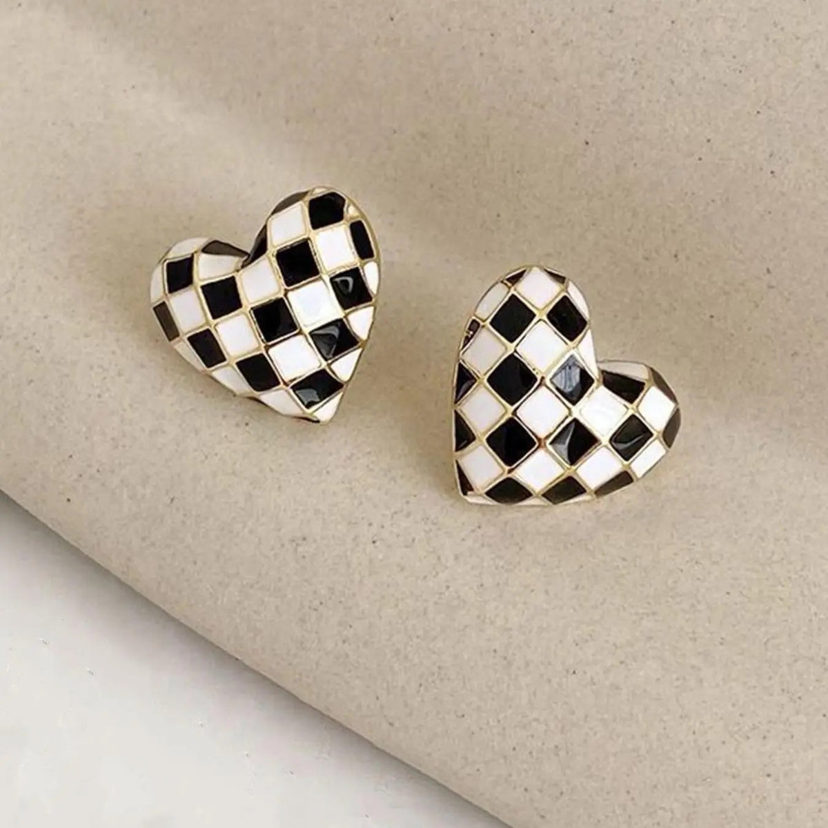 Classy Checkerboard Heart Stud Earrings