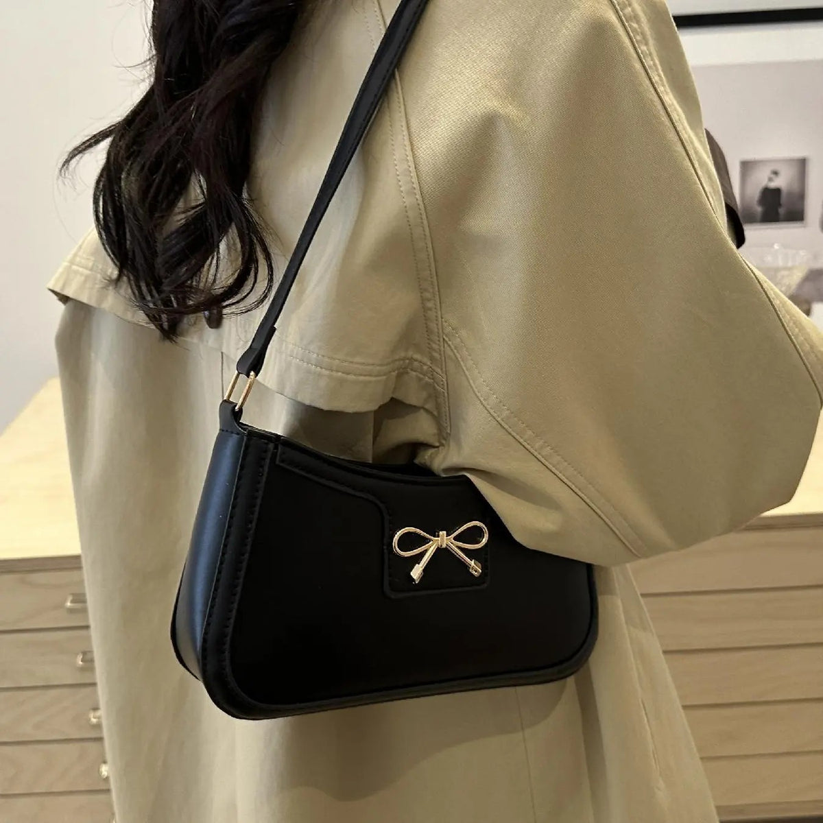 Classy Bow Accent Shoulder Bag