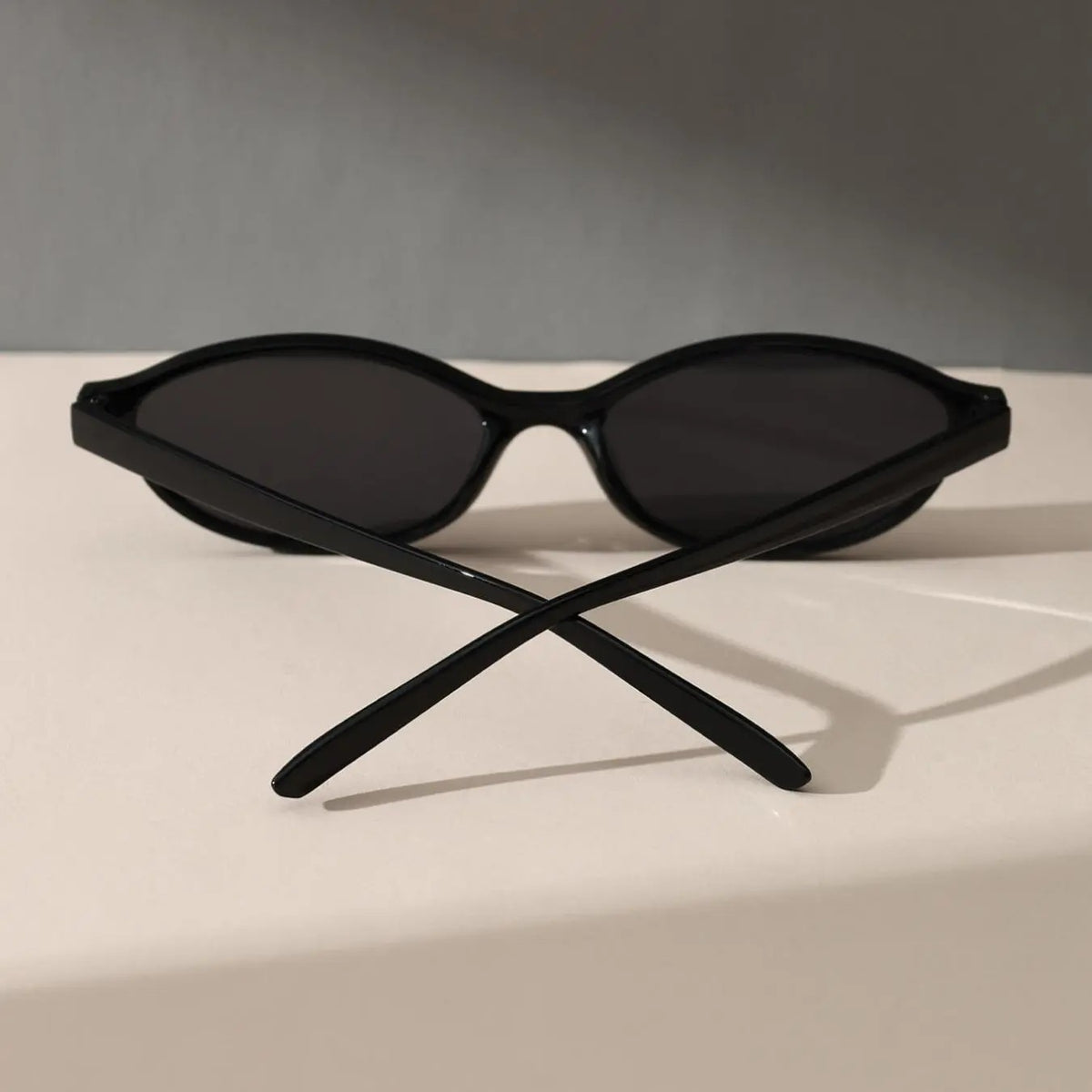 Classy Leopard Oval Sunglasses