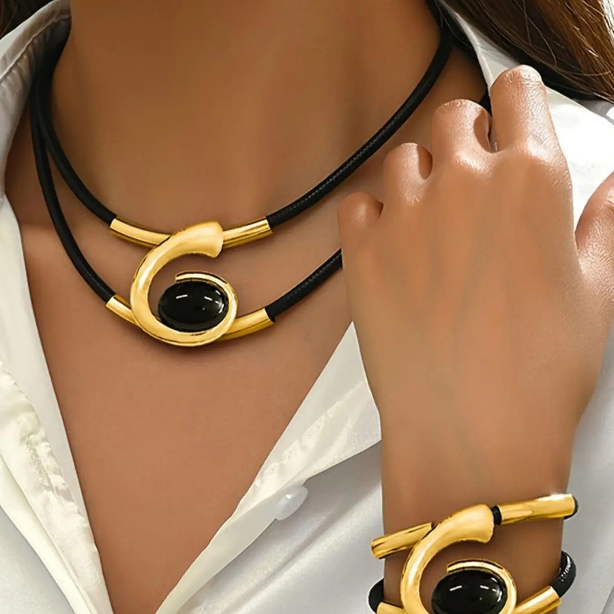 2pc Classy Geometric Black Stone Set