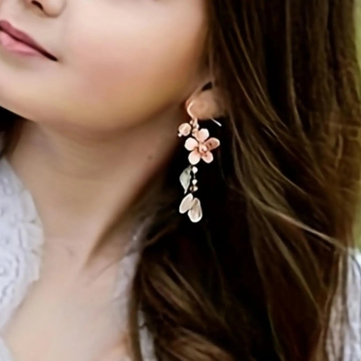 Romantic Floral Faux Pearl Dangle Earrings