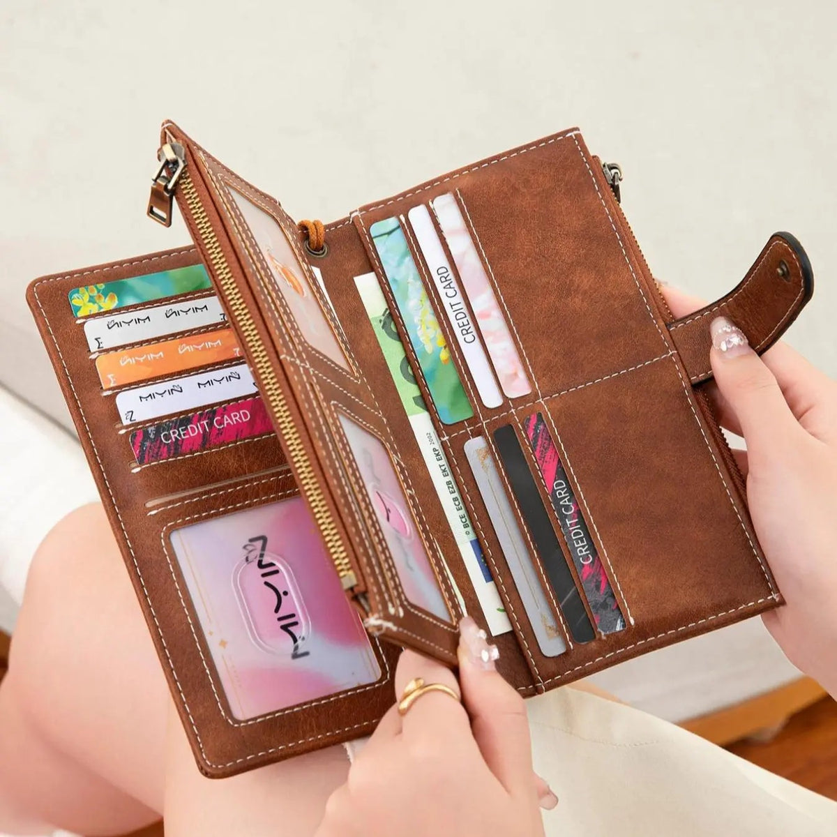 Classy Leopard Print Zipper Wallet