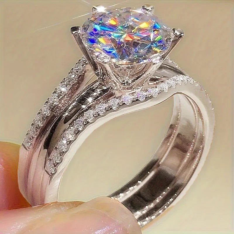 Romantic Split Shank Zircon Ring