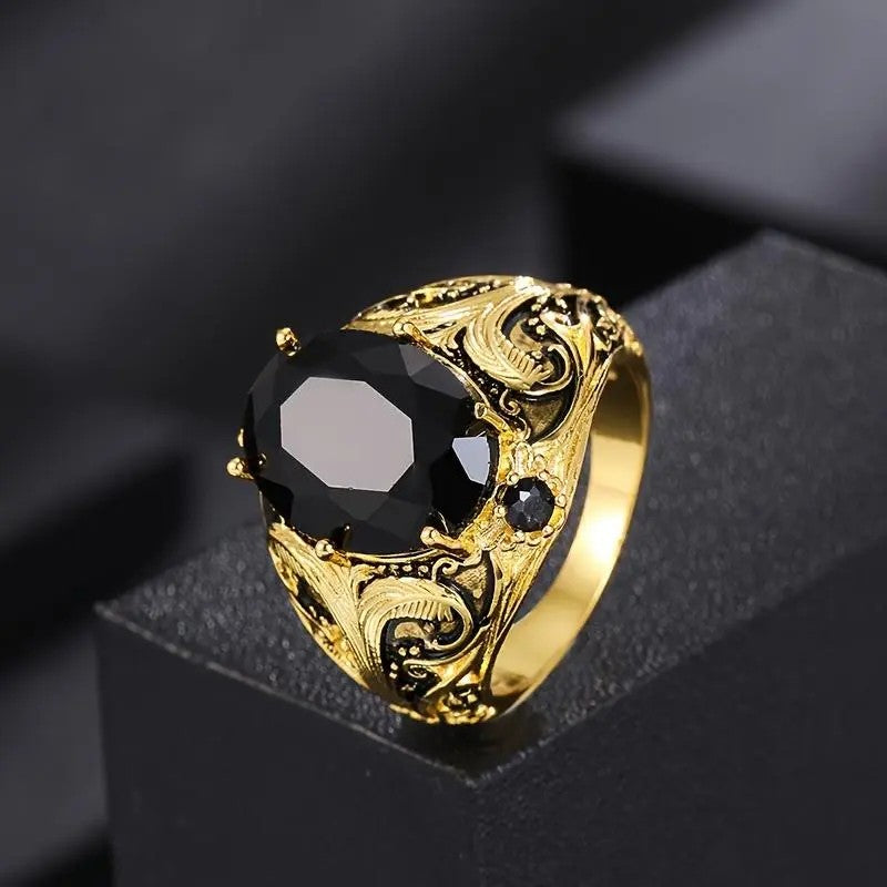 Retro Black Stone Filigree Ring