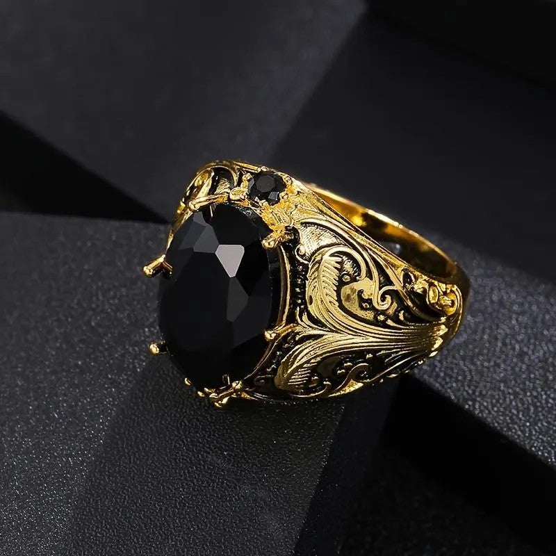 Retro Black Stone Filigree Ring