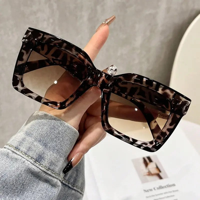 Classy Leopard Square Sunglasses