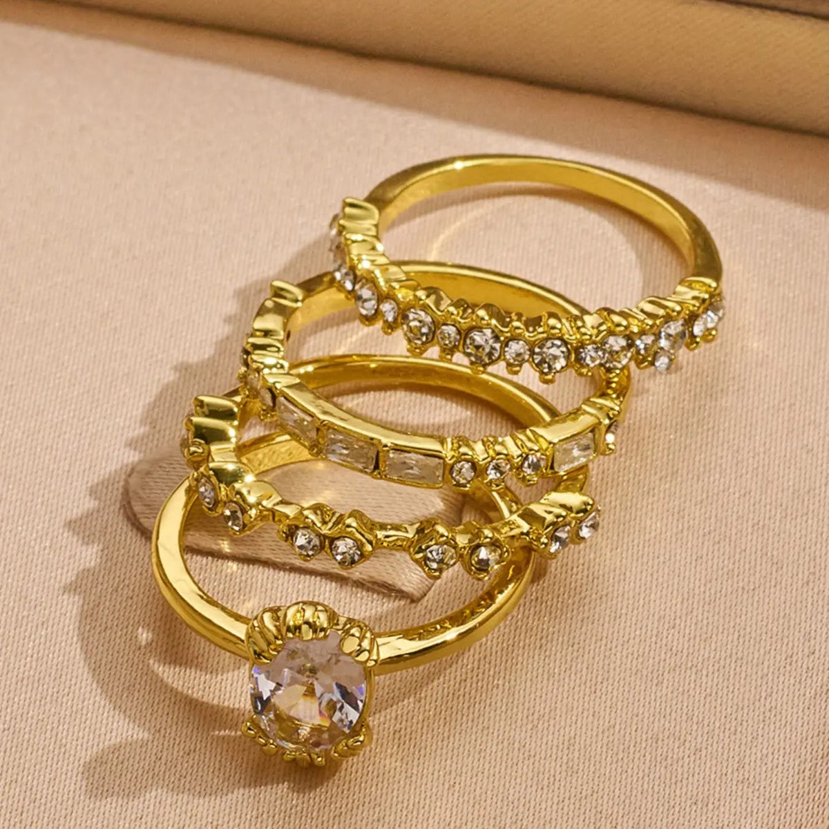 4pc Elegant Mixed Cut Zirconia Ring Set