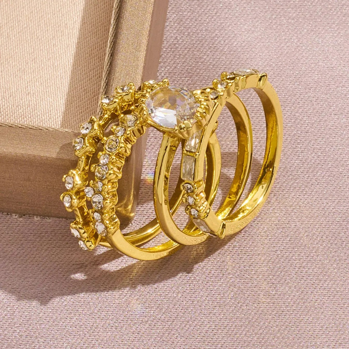 4pc Elegant Mixed Cut Zirconia Ring Set