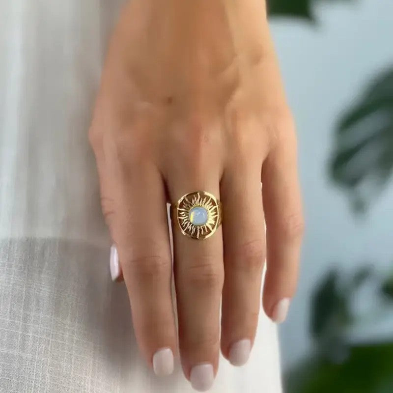 Boho Sunburst Green Stone Ring