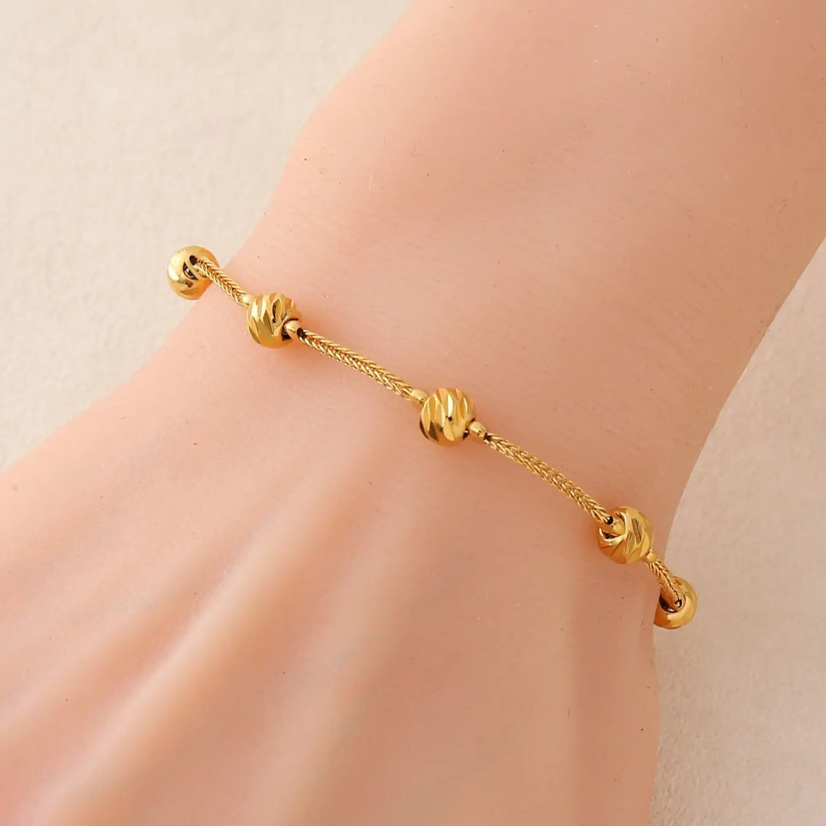 Classy Twisted Rope Chain Bracelet