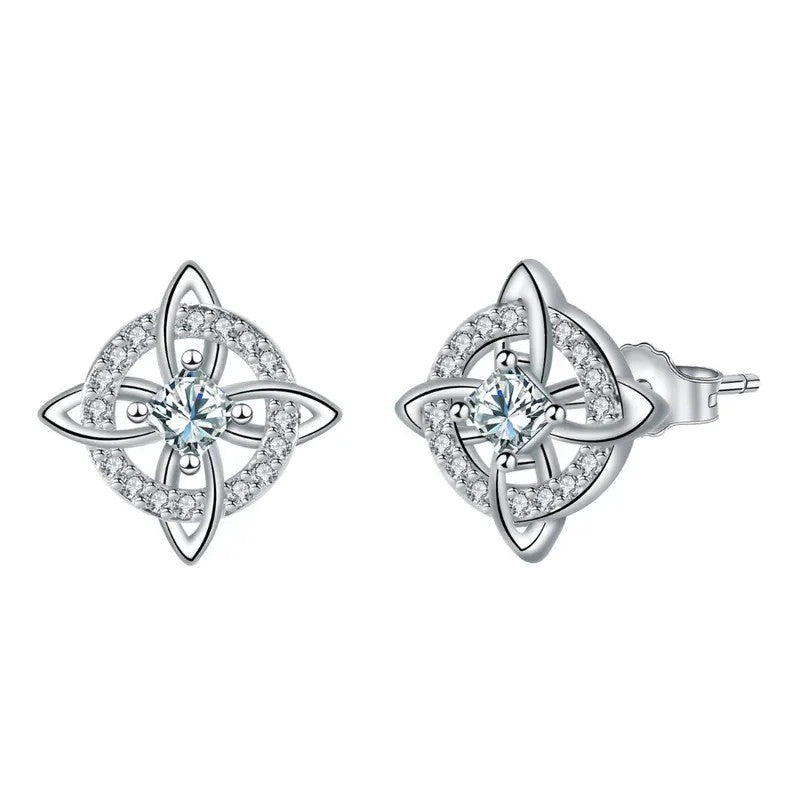 Elegant Witch Knot Stud Earrings