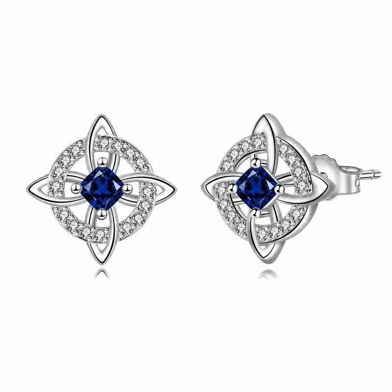 Elegant Witch Knot Stud Earrings