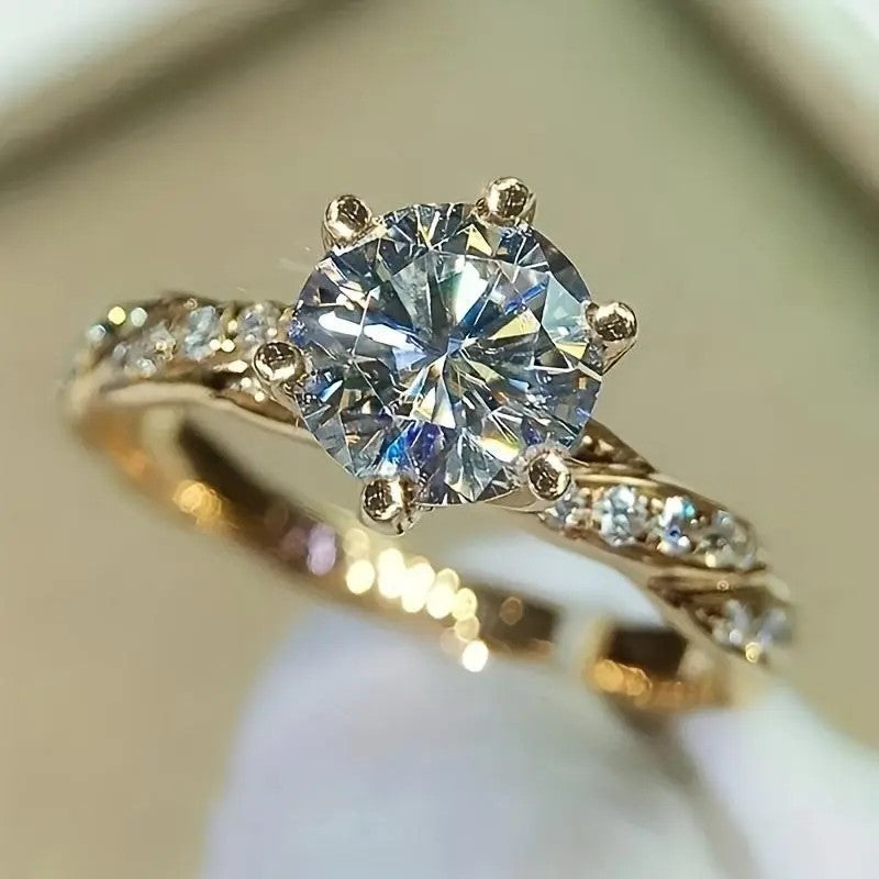 Elegant Round Zircon Solitaire Ring