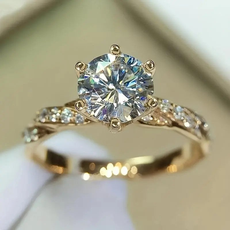 Elegant Round Zircon Solitaire Ring