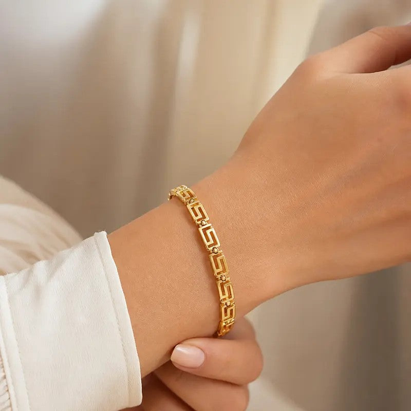 Classy Geometric Link Bracelet