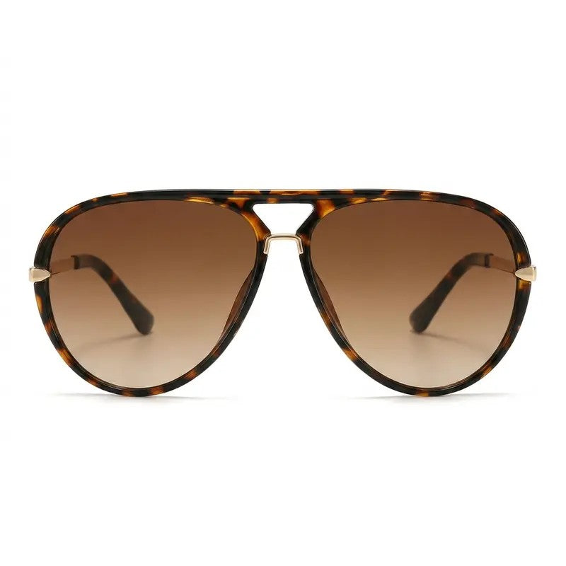 Classy Tortoiseshell Gradient Aviator Sunglasses
